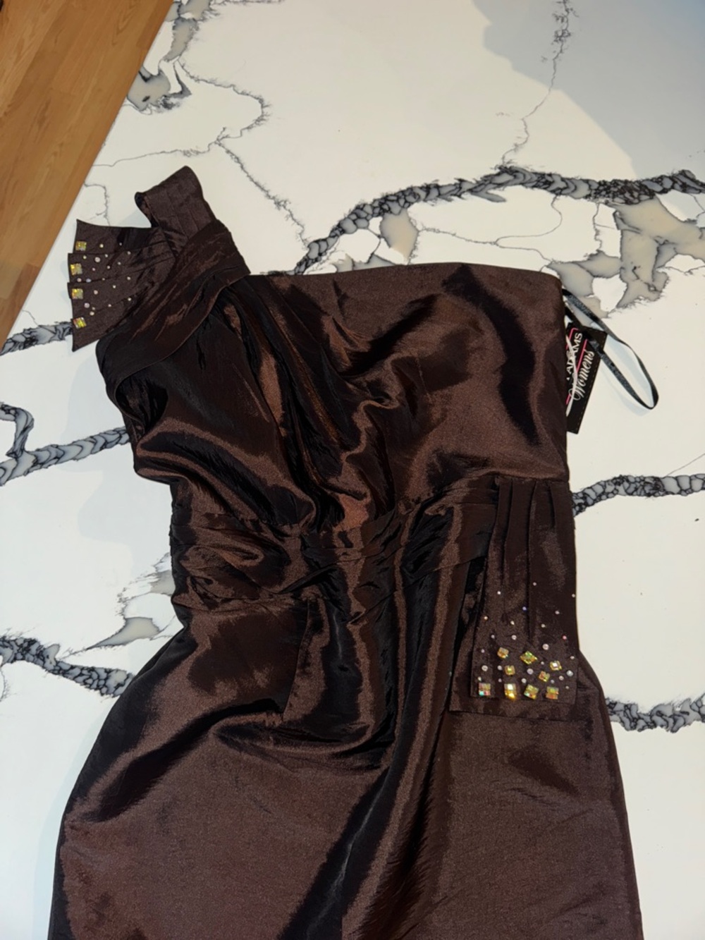 Brand New Elegant One-Shoulder Brown Evening Coctaik Dress with stones - Picture 9 of 9